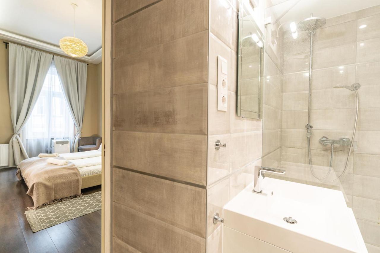 Spacious Luxury At The Heart Of *